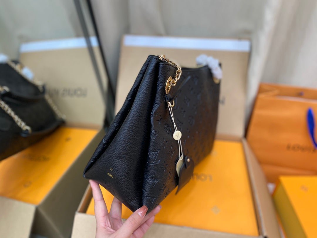 SURENE MM 36CM SCHWARZES MONOGRAMM-NARTLEDER