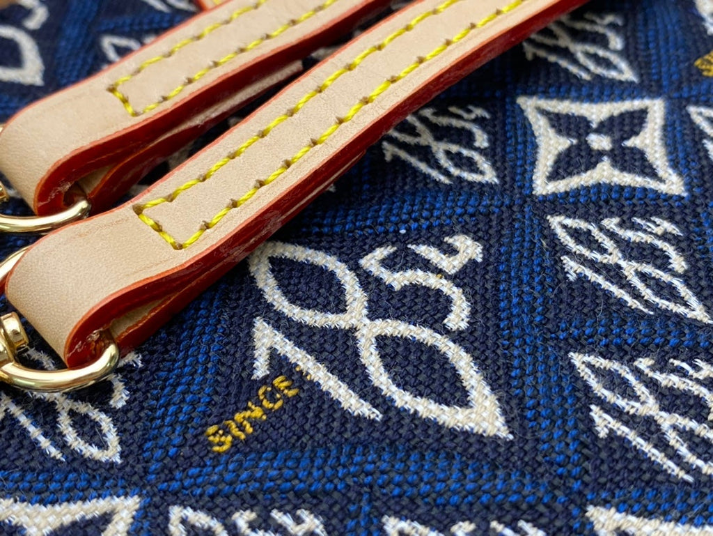 PETIT SAC PLAT BLAUES MONOGRAMM SEIT 1854 TEXTIL