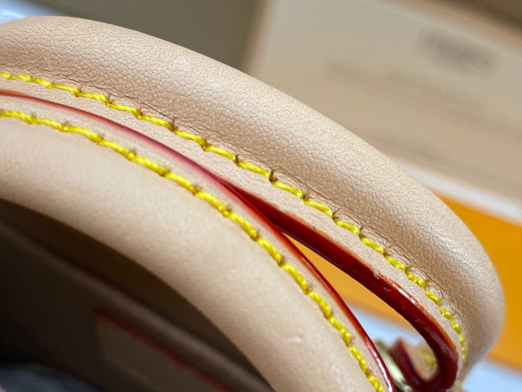 PETIT SAC PLAT BLAUES MONOGRAMM SEIT 1854 TEXTIL