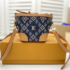 NOE GELDBÖRSENMONOGRAMM SEIT 1854 TEXTIL