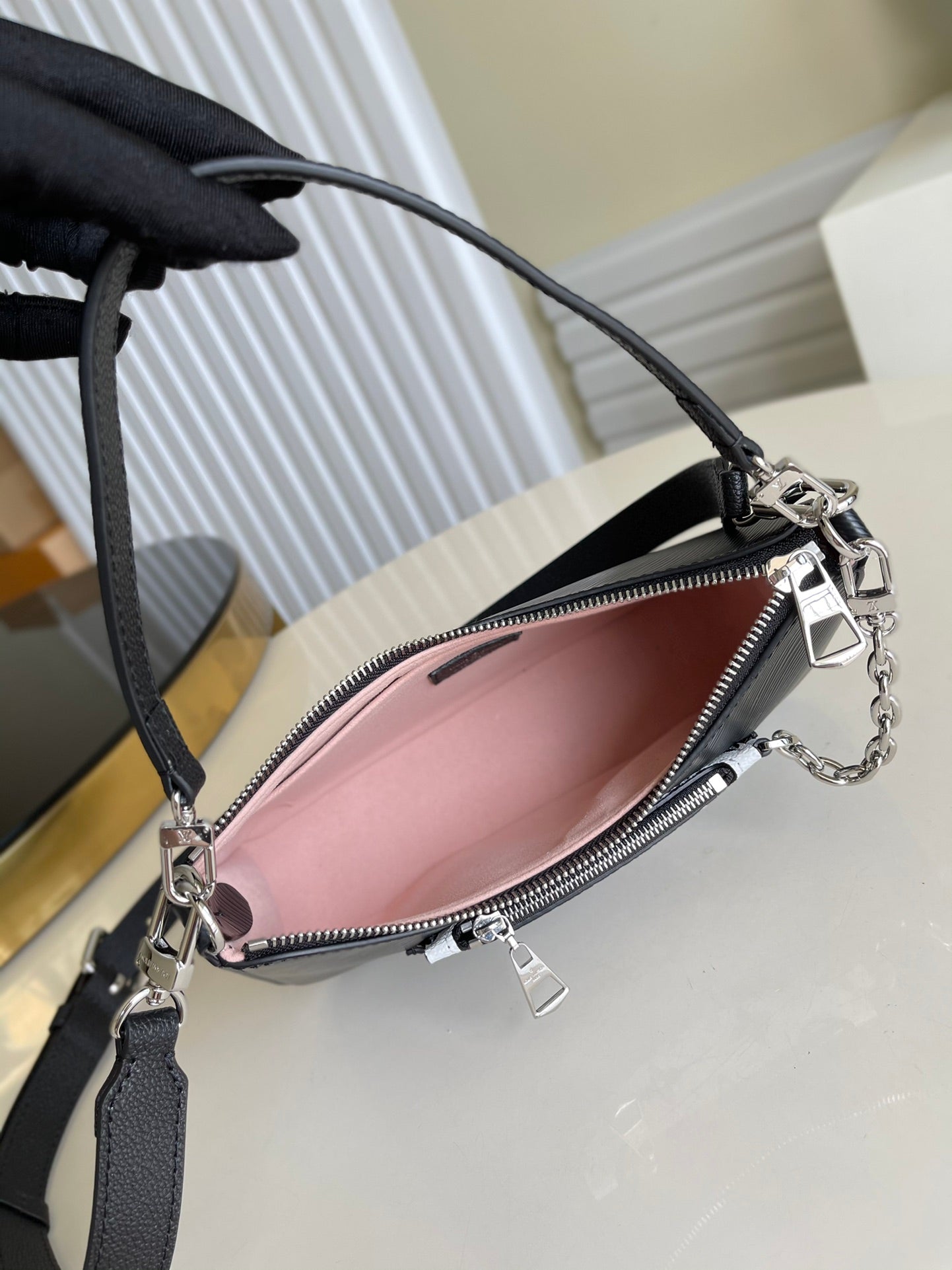 MARELLE 25 SCHWARZES EPI-GENARBINETTES RINDLEDER