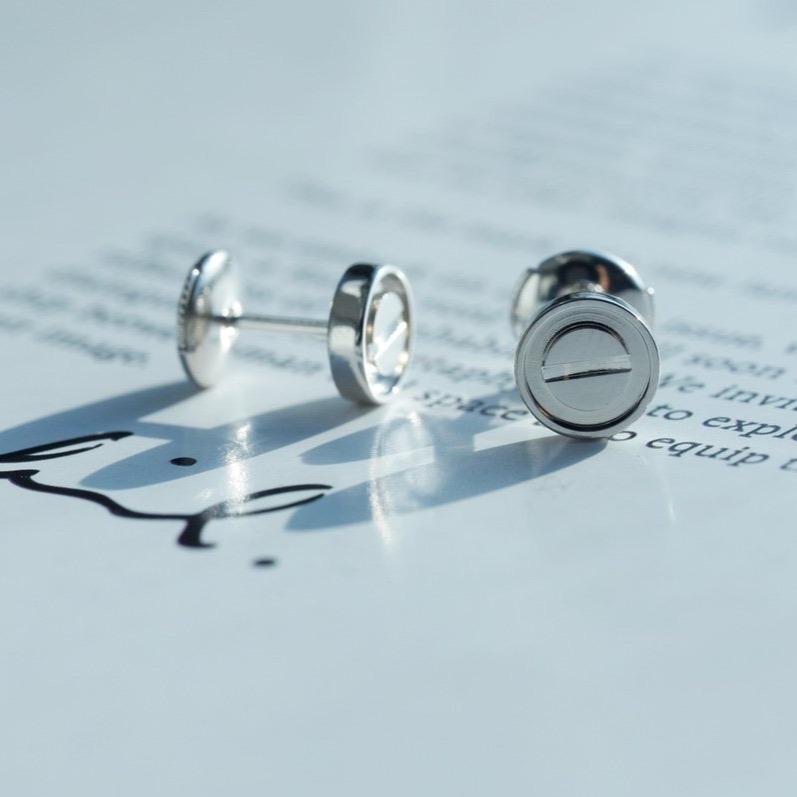 ®ジュエリコーン®ラブイヤリング シルバー 10mm