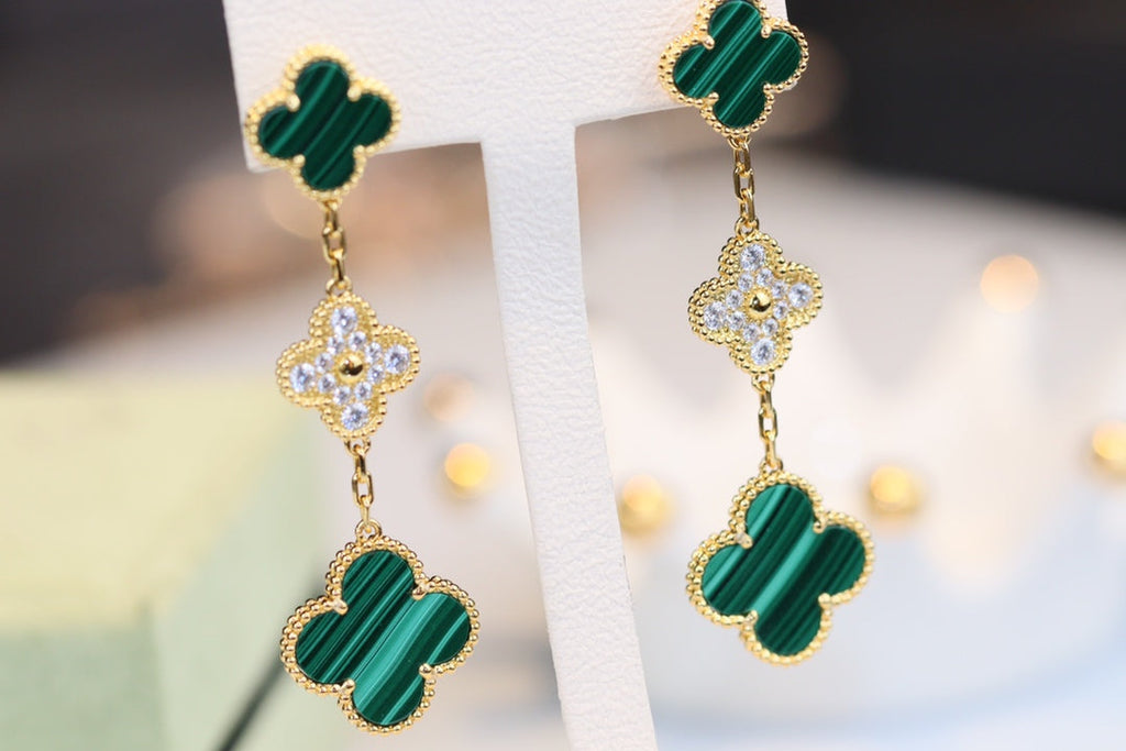 ¡®Jewelicorn¡¯CLOVER EARRINGS GOLD MALACHITE DIAMOND 3 MOTIF