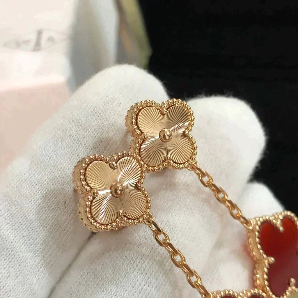 Jewelicorn - LASER-OHRRINGE MIT KLEE-MOTIV