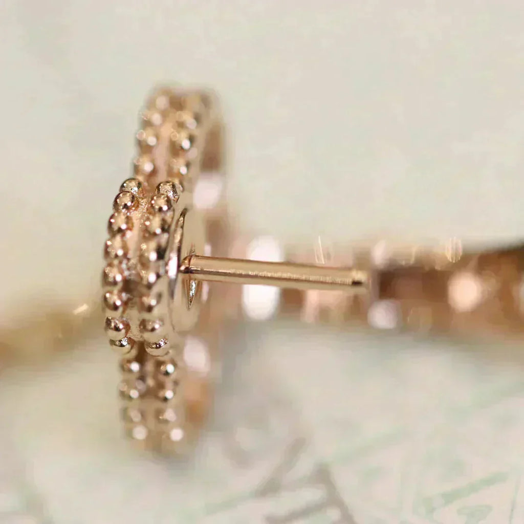 Jewelicorn Kleeblatt-Ohrringe, mittelgroß, mit Diamanten besetzt