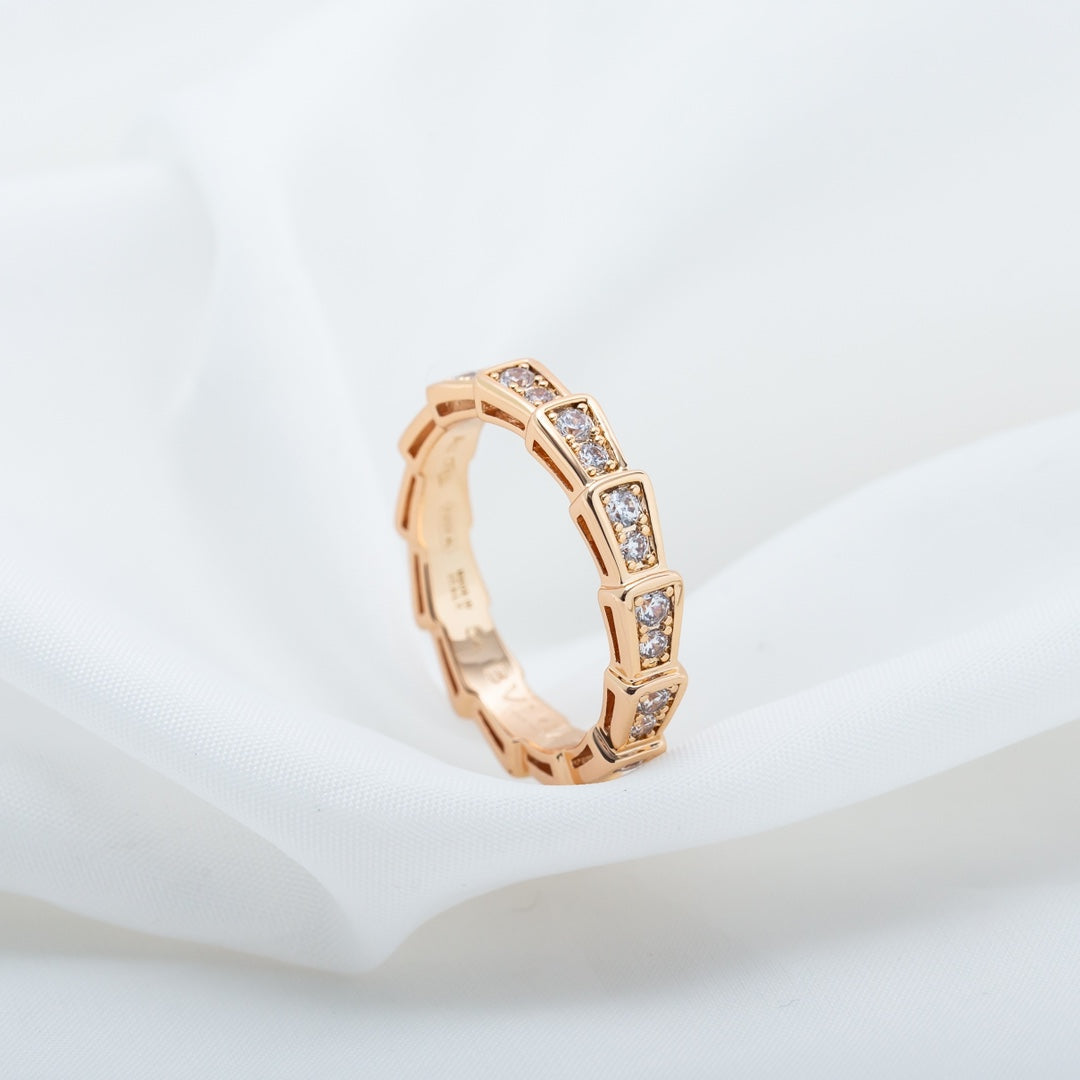®Jewelicorn® SERPENTI RING ROSA GOLD DIAMANTEN BEFASST 3MM
