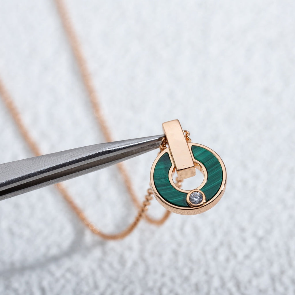 Jewelicorn GARI Halskette aus roségoldenem Malachit