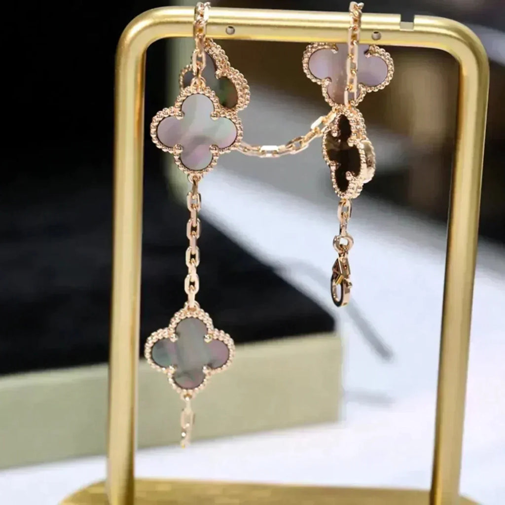 Jewelicorn Armband mit Kleeblattmotiv (5-teilig) in Grau