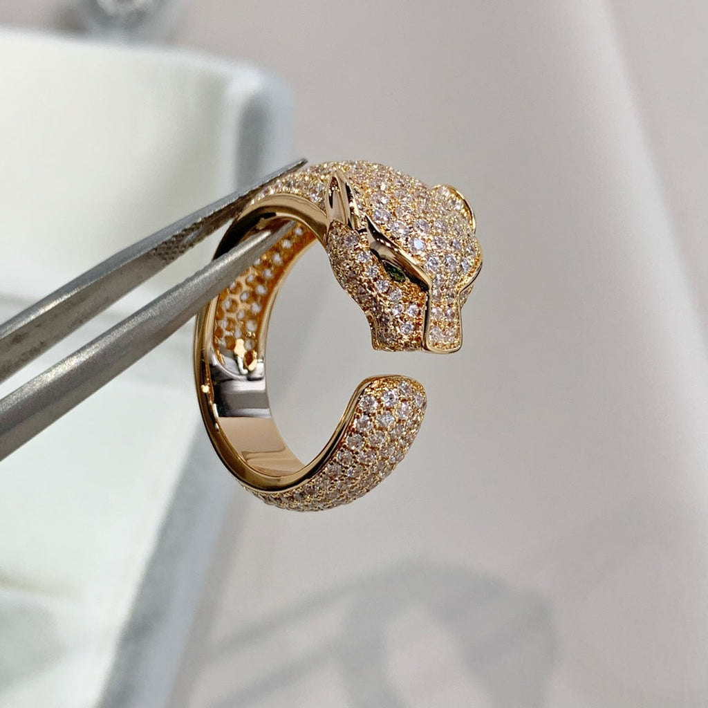 Jewelicorn Panthere Ring aus rosafarbenem Gold mit Diamanten