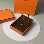 Jewelicorn CONSTANCE SCHWARZER ANHÄNGER ROSÉGOLD KETTE