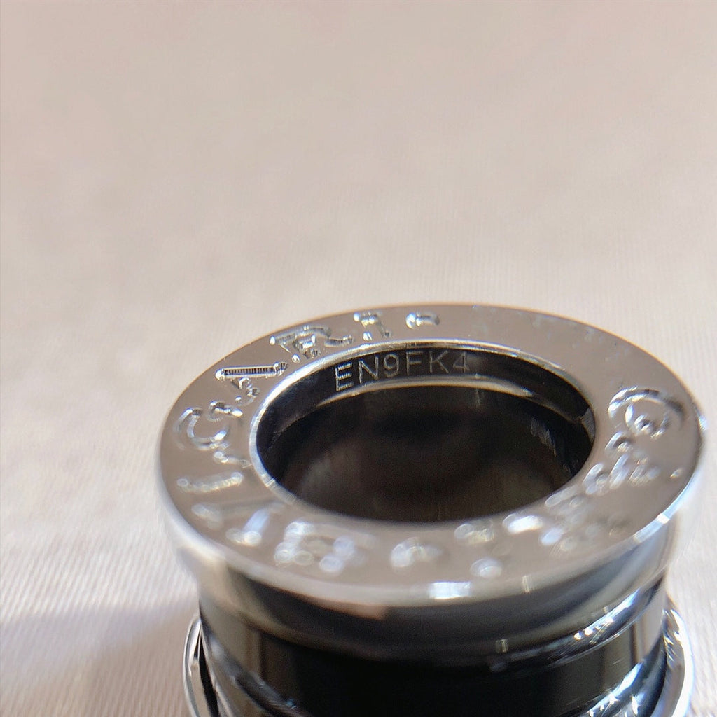 ¡®Jewelicorn¡¯ZERO 1 BLACK CERAMIC SILVER NECKLACE