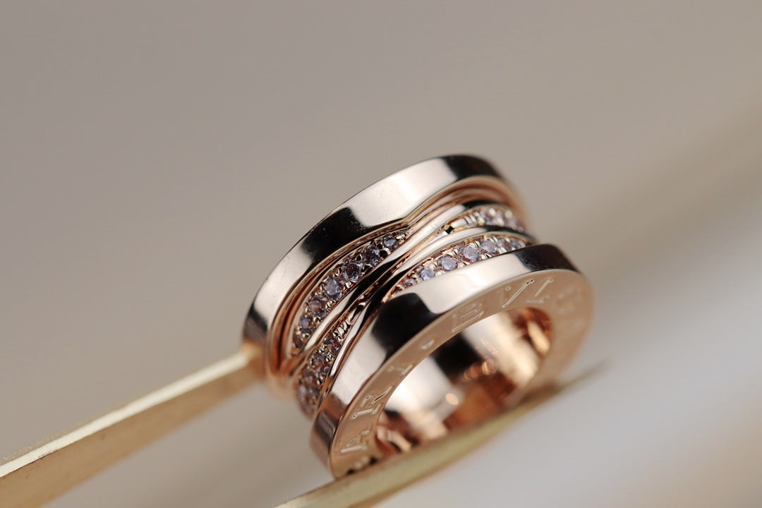 ¡®Jewelicorn¡¯ZERO 1 PINK GOLD DIAMOND NECKLACE