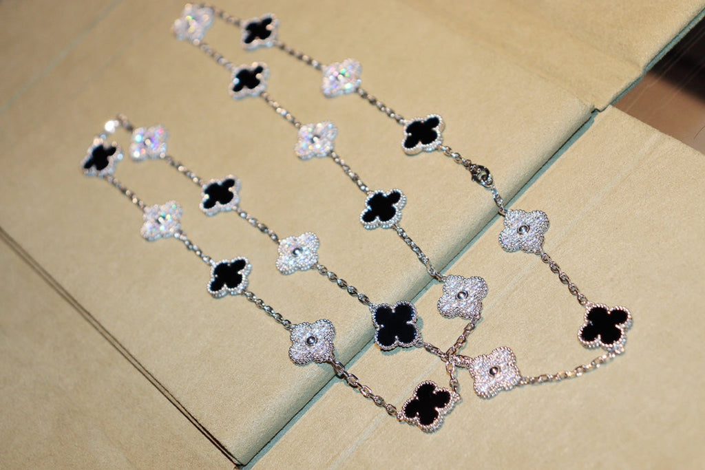 ¡®Jewelicorn¡¯CLOVER 20 MOTIFS ONYX DIAMOND SILVER