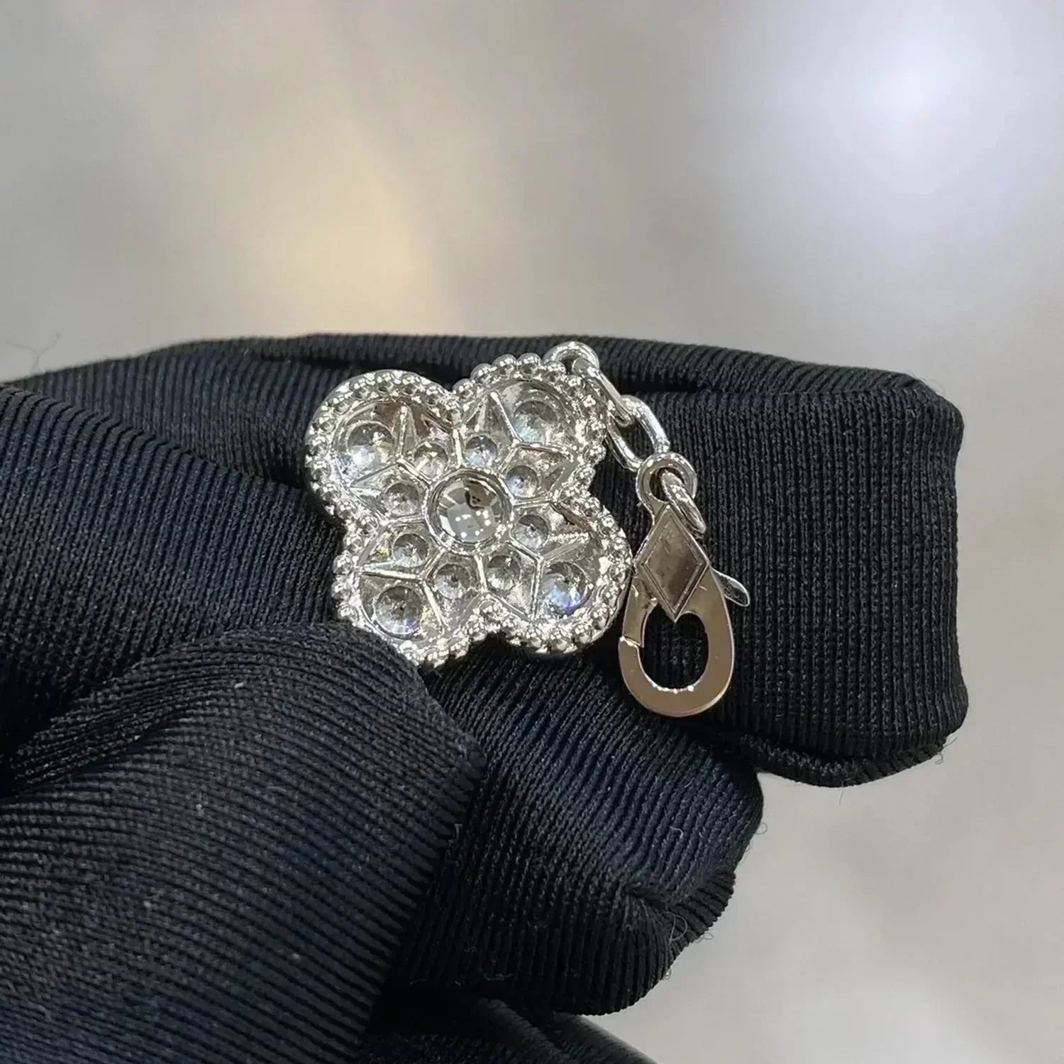 ®Jewelicorn®クローバー 5モチーフ ダイヤモンドブレスレット シルバー