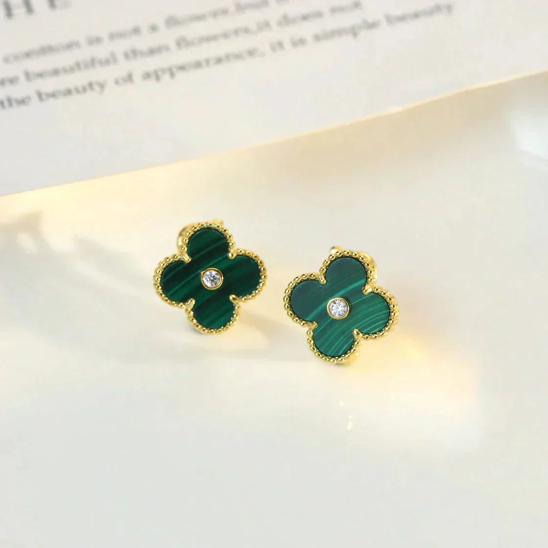 ¡®Jewelicorn¡¯CLOVER MEDIUM 1 MOTIFS MALACHITE DIAMOND EARRINGS