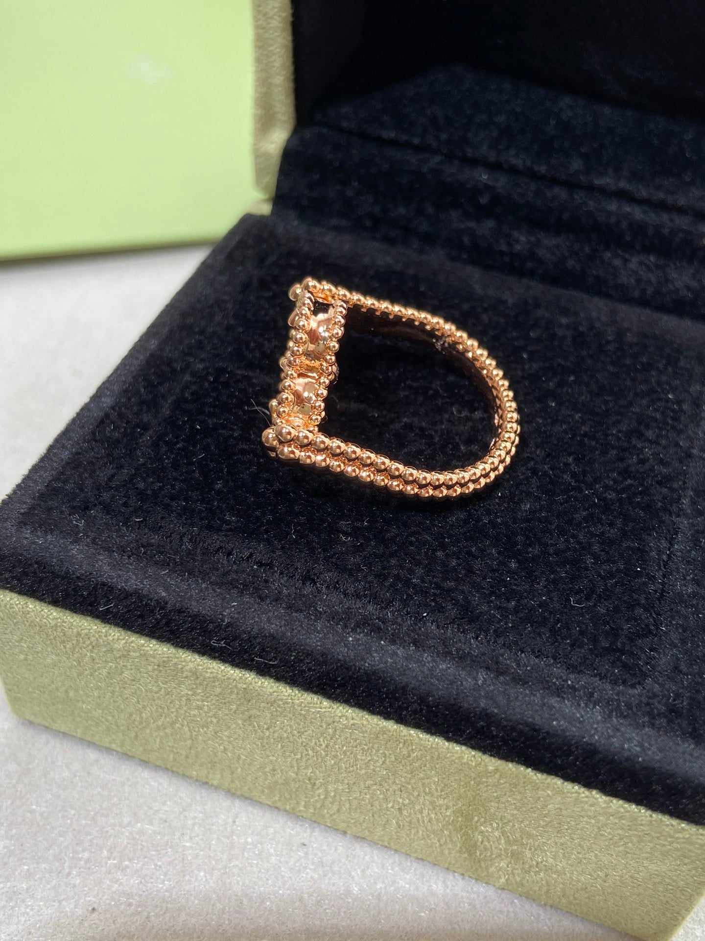 ®ジュエリコーン®クローバーリバーシブルローズゴールドリング