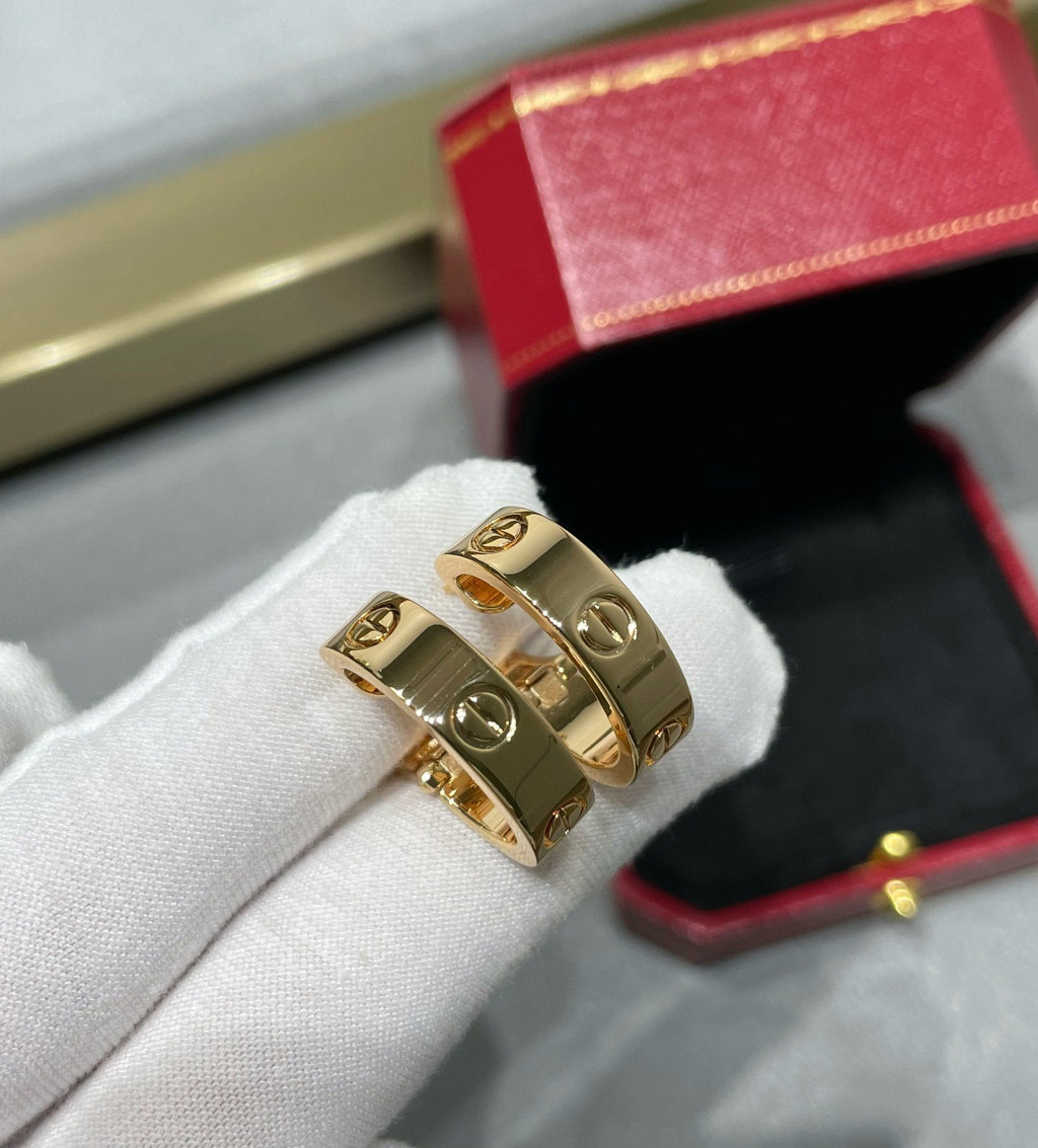 Jewelicorn LOVE 5,5-mm-Ohrringe