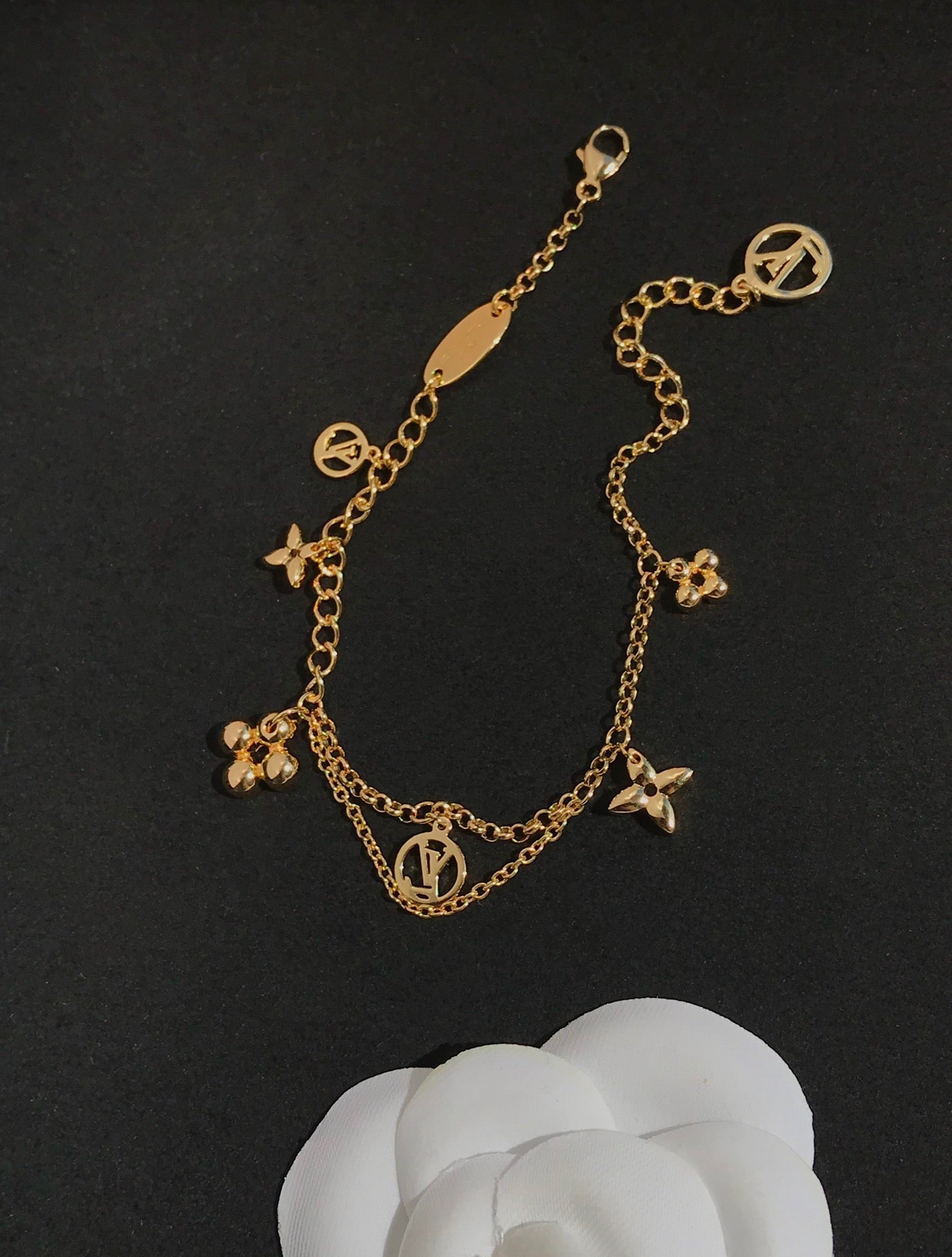 ®Jewelicorn® ブルーミングピンクゴールド モップブレスレット