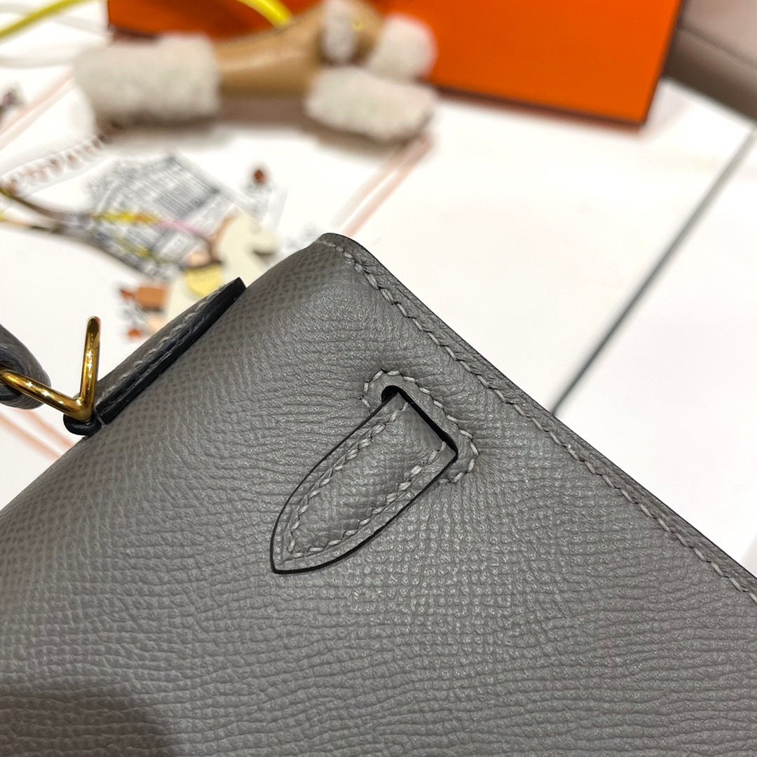 HM KELLY 25CM GRIS MOUETTE EPSOM LEDER GOLDENE BESCHLÄGE