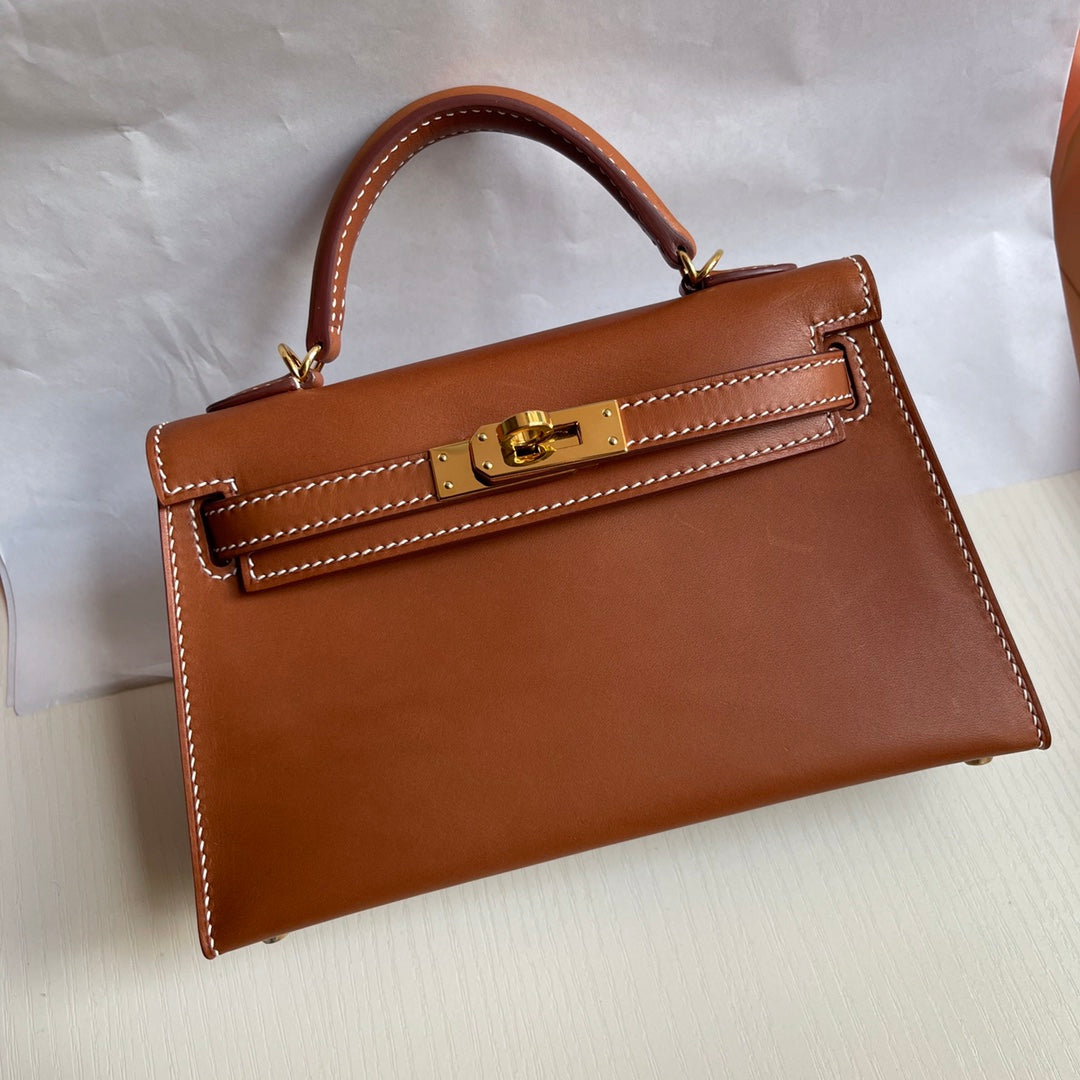 HM KELLY 19CM GOLDENER SATTEL LEDER GOLDENE BESCHLÄGE