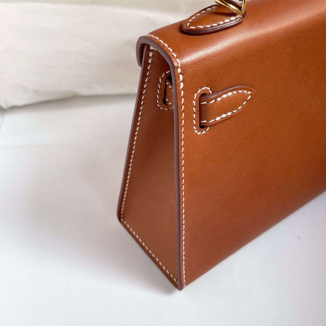 HM KELLY 19CM GOLDENER SATTEL LEDER GOLDENE BESCHLÄGE