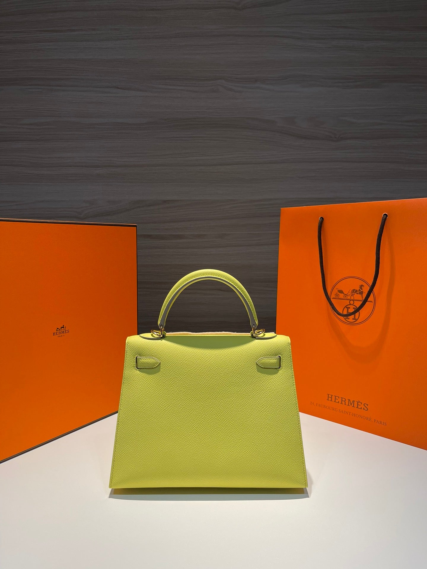 HM KELLY 25CM LIMETTENLEDER EPSOM GOLDENE BESCHLÄGE