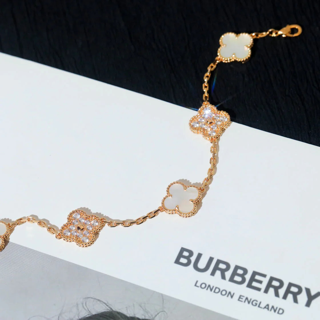 [⭐JeweliWhal]CLOVER WHITE PEARL MOP 5 MOTIF BRACELET COLLECTION