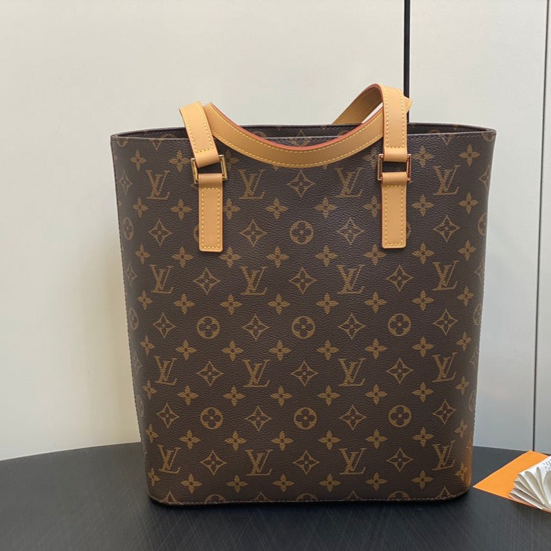 LUCO Schultertasche 30 Monogramm Leder Braun