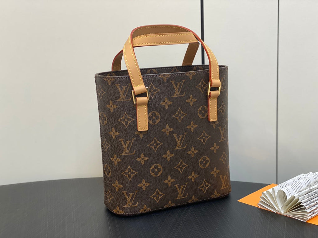 LUCO Schultertasche 23 Monogramm Leder Braun