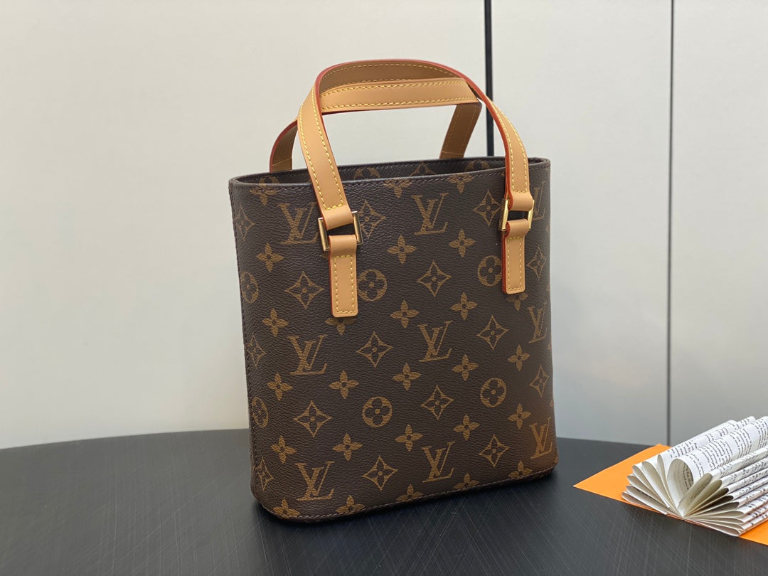 LUCO Schultertasche 23 Monogramm Leder Braun