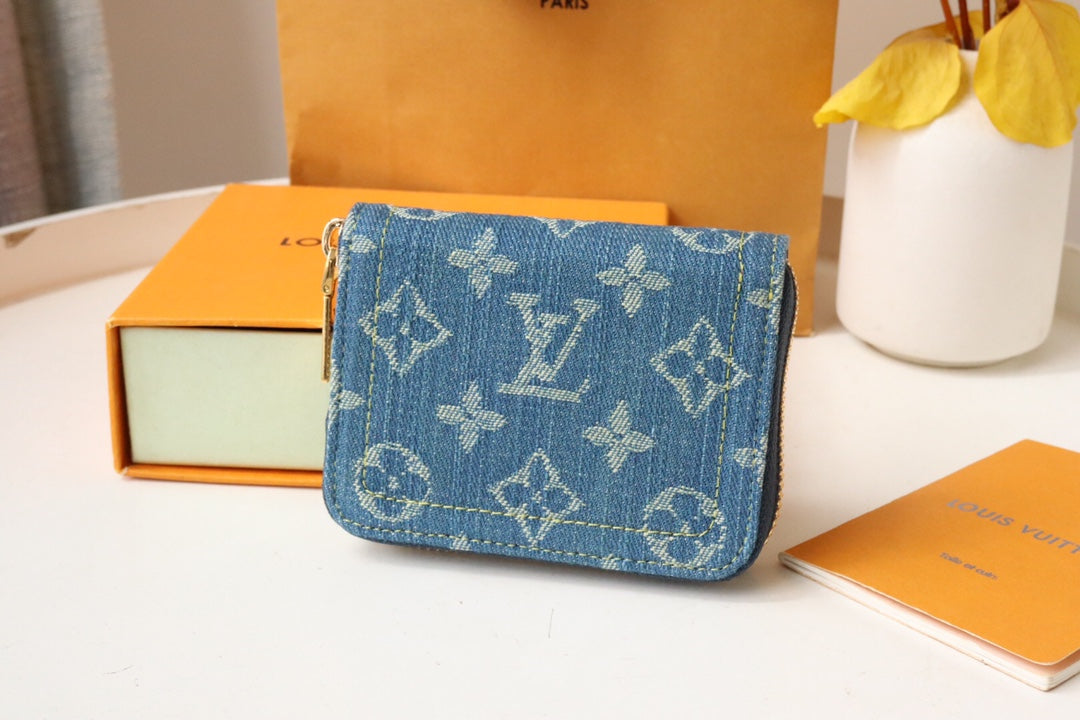 LV ZIPPY COIN 11CM BLAUER DENIM