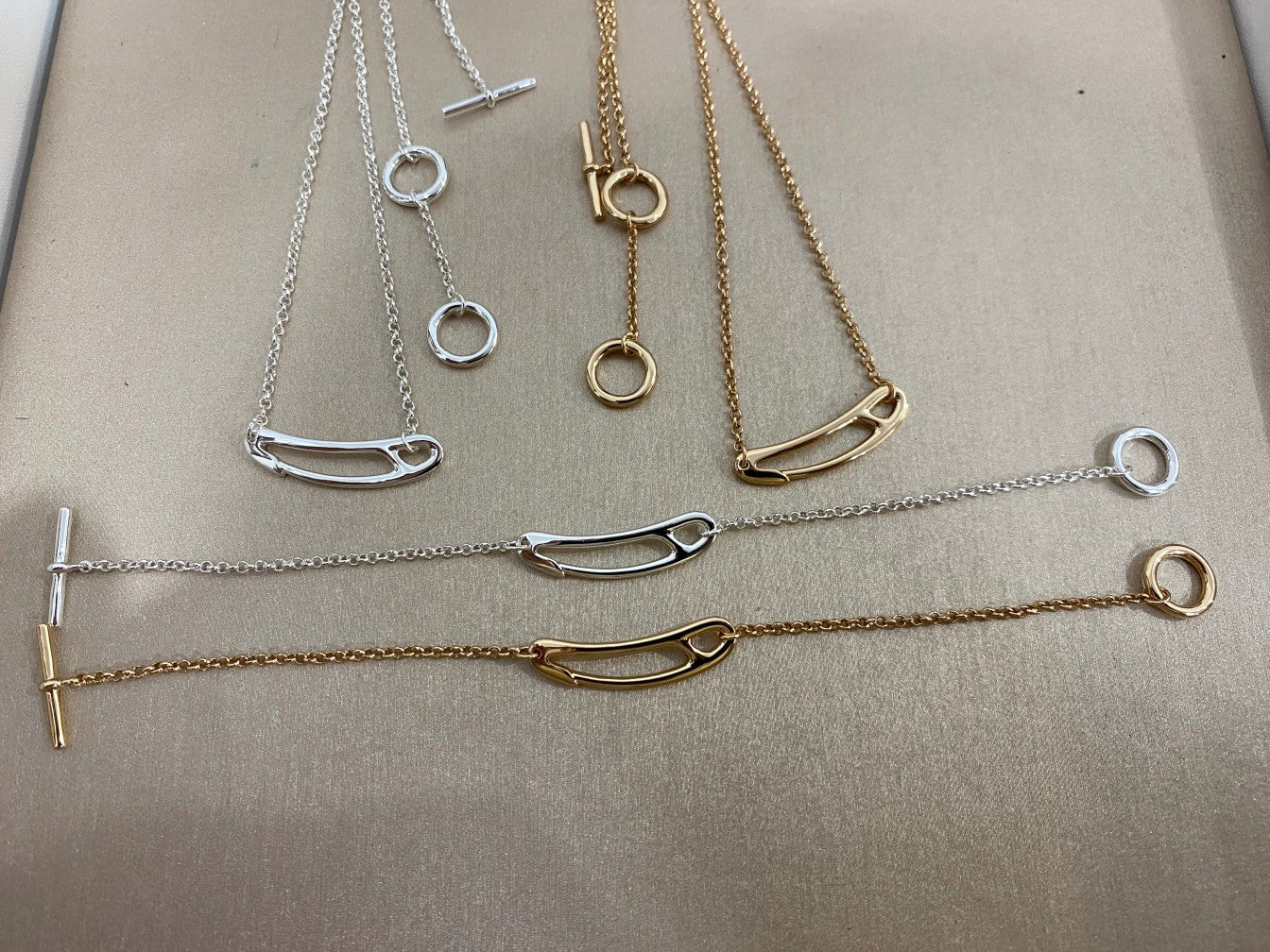 [⭐JeweliWhal]Brooch Necklace