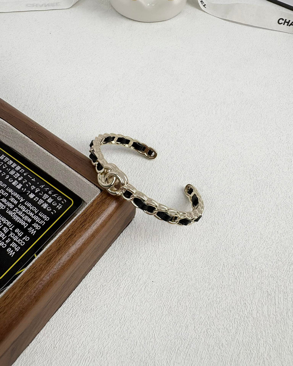 [⭐JeweliWhal]Double C Open Bangle