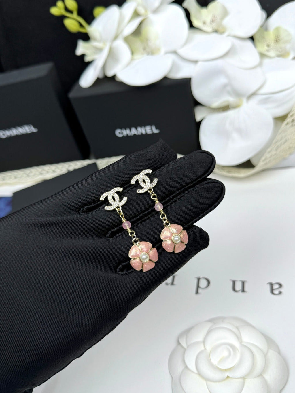 [⭐JeweliWhal]26C Pink Camellia Enamel Pendant with Double C Earrings