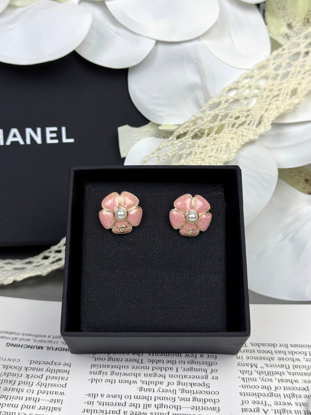 [⭐JeweliWhal]26C Pink Camellia Pearl Enamel Stud Earrings