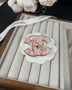 [⭐JeweliWhal]Pink Resin Classic Brooch 5cm