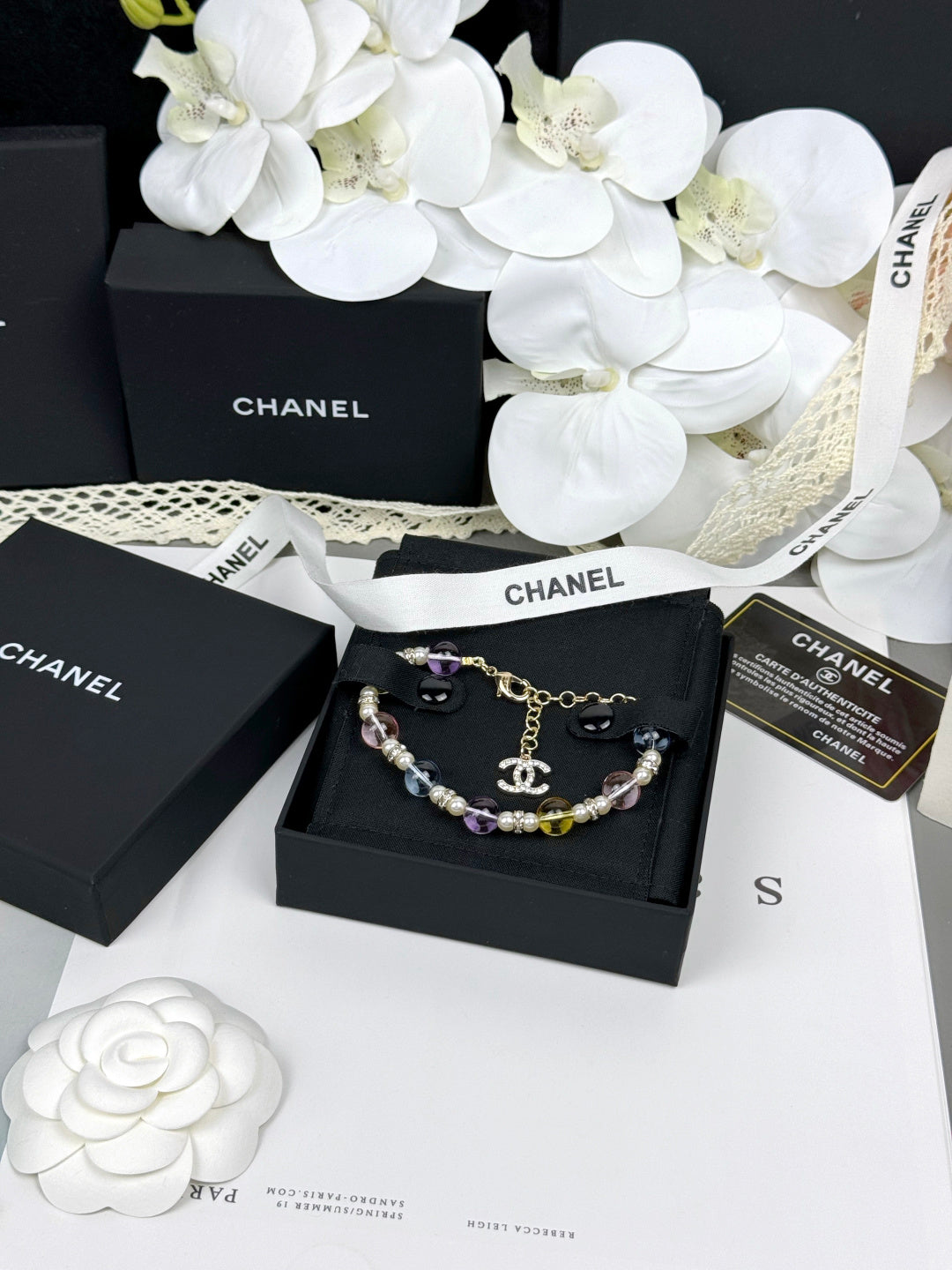 [⭐JeweliWhal]Colorful Transparent Resin Bracelet