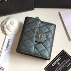 Kartenetui mit Klappe, 11,5 cm, schwarzes genarbtes Kalbsleder, Gold Icon