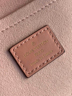 LOCKY BB 21 IN BRAUNER MONOGRAMM-CANVAS UND PFIRSICHFARBENEM KALBSLEDER MIT GOLDENER SCHNALLE