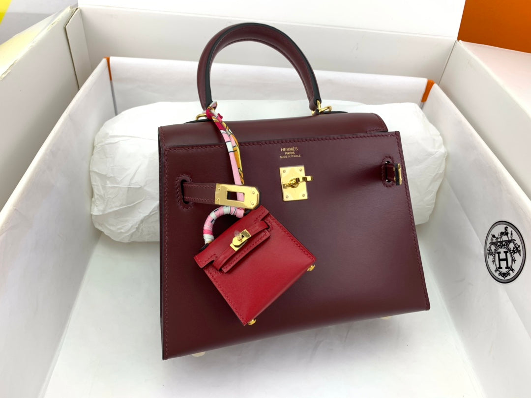 KELLY MINI 20 BAG IN WINE RED SMOOTH CALFSKIN WITH GOLD HARDWARE (MADE-TO-ODER)