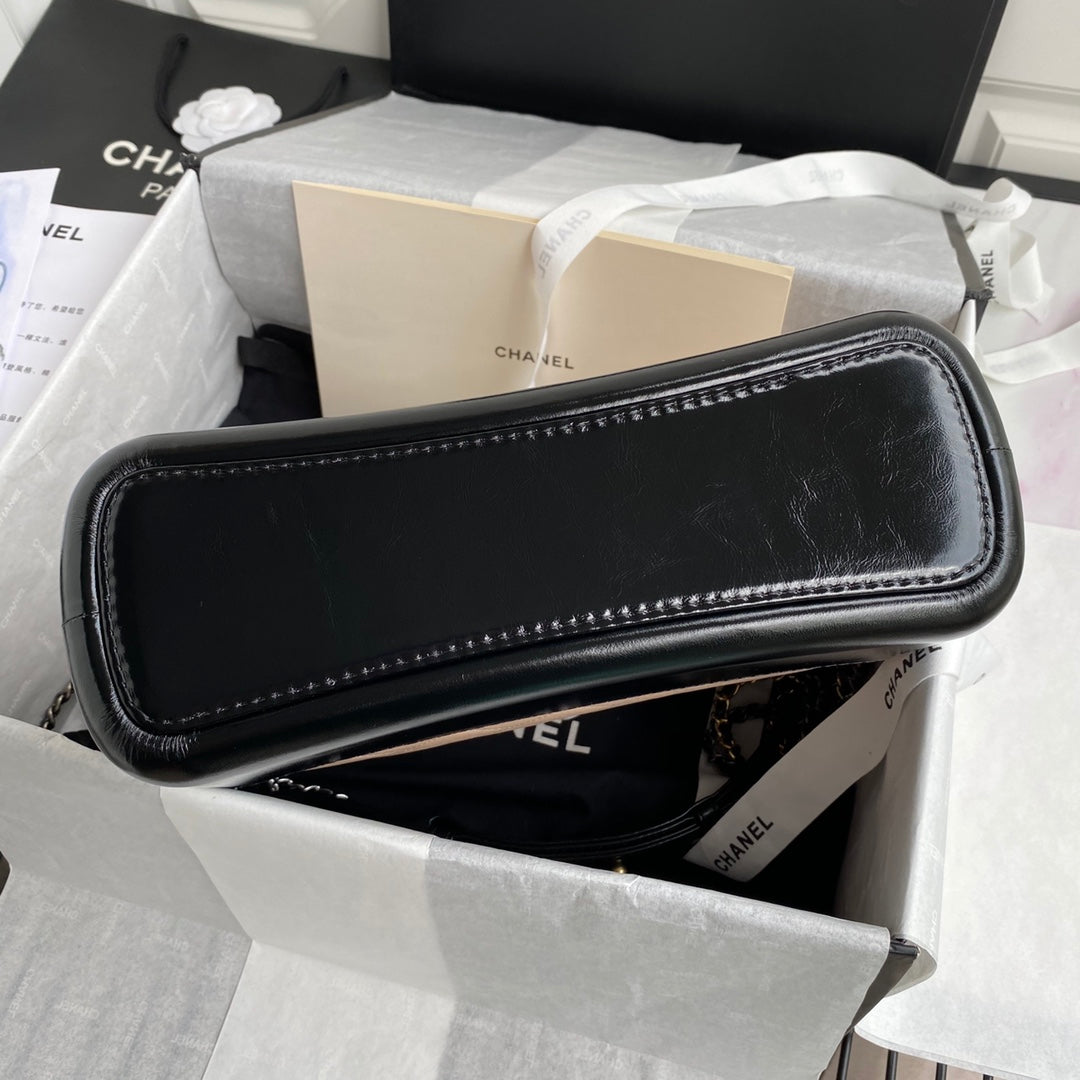 CC GABRIELLE MEDIUM 28 HOBO BAG IN ALMOND BEIGE MIX BLACK CALFSKIN