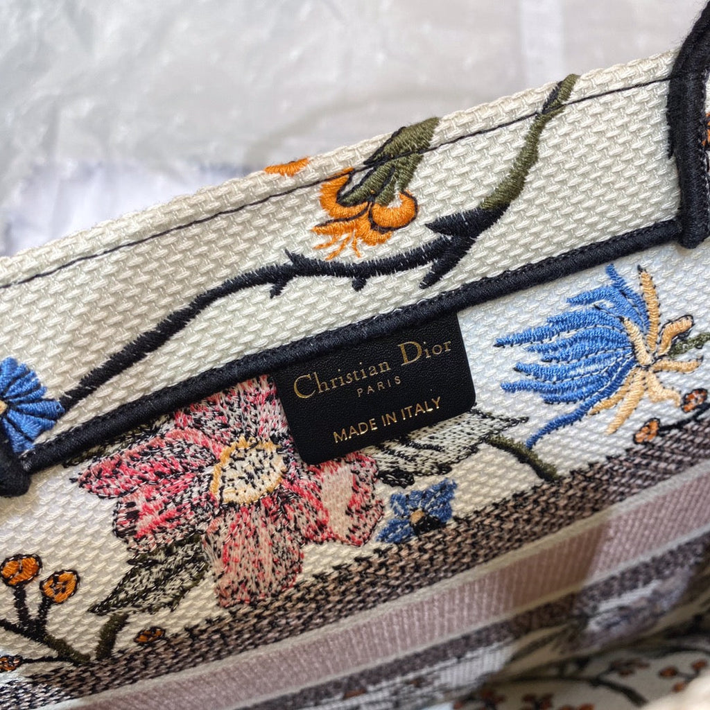 MITTLERE BUCHTASCHE 36 IN BEIGE BAUMWOLLE MIT MEHRFARBIGER STICKEREI