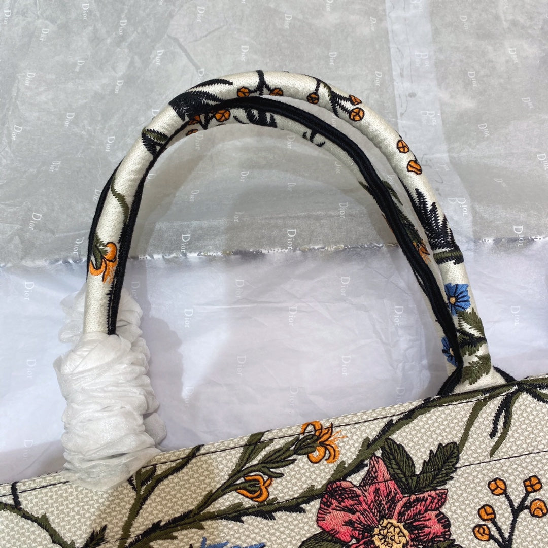 MITTLERE BUCHTASCHE 36 IN BEIGE BAUMWOLLE MIT MEHRFARBIGER STICKEREI