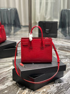 SAC DE JOUR BABY 26 RED CALFSKIN GOLD HARDWARE