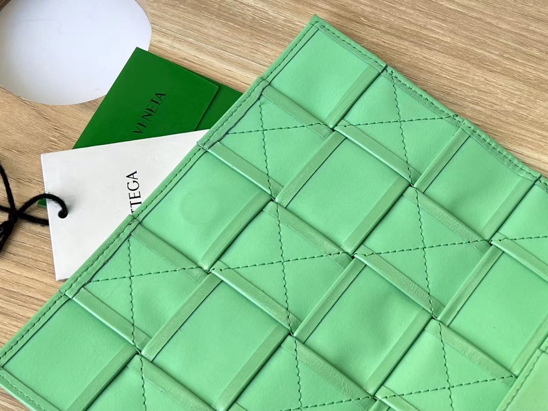 KLEINE KASSETTE 23 ZOLL HELLGRÜNES KALBSLEDER