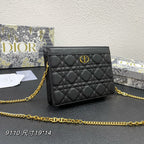 CARO POUCH 19 TASCHE AUS SCHWARZEM KALBSLEDER