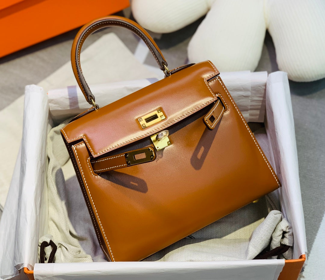 KELLY MINI 20 BAG IN BRONZE BROWN SMOOTH CALFSKIN WITH GOLD HARDWARE (MADE-TO-ODER)