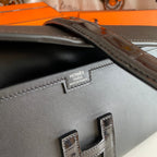 JIGE ELAN 29 Clutch aus schwarzem Kalbsleder mit Eidechsenleder (auf Bestellung gefertigt)