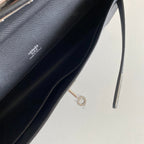 KELLY CUT 31 IN BLACK CALFSKIN WITH SILVER HARDWARE