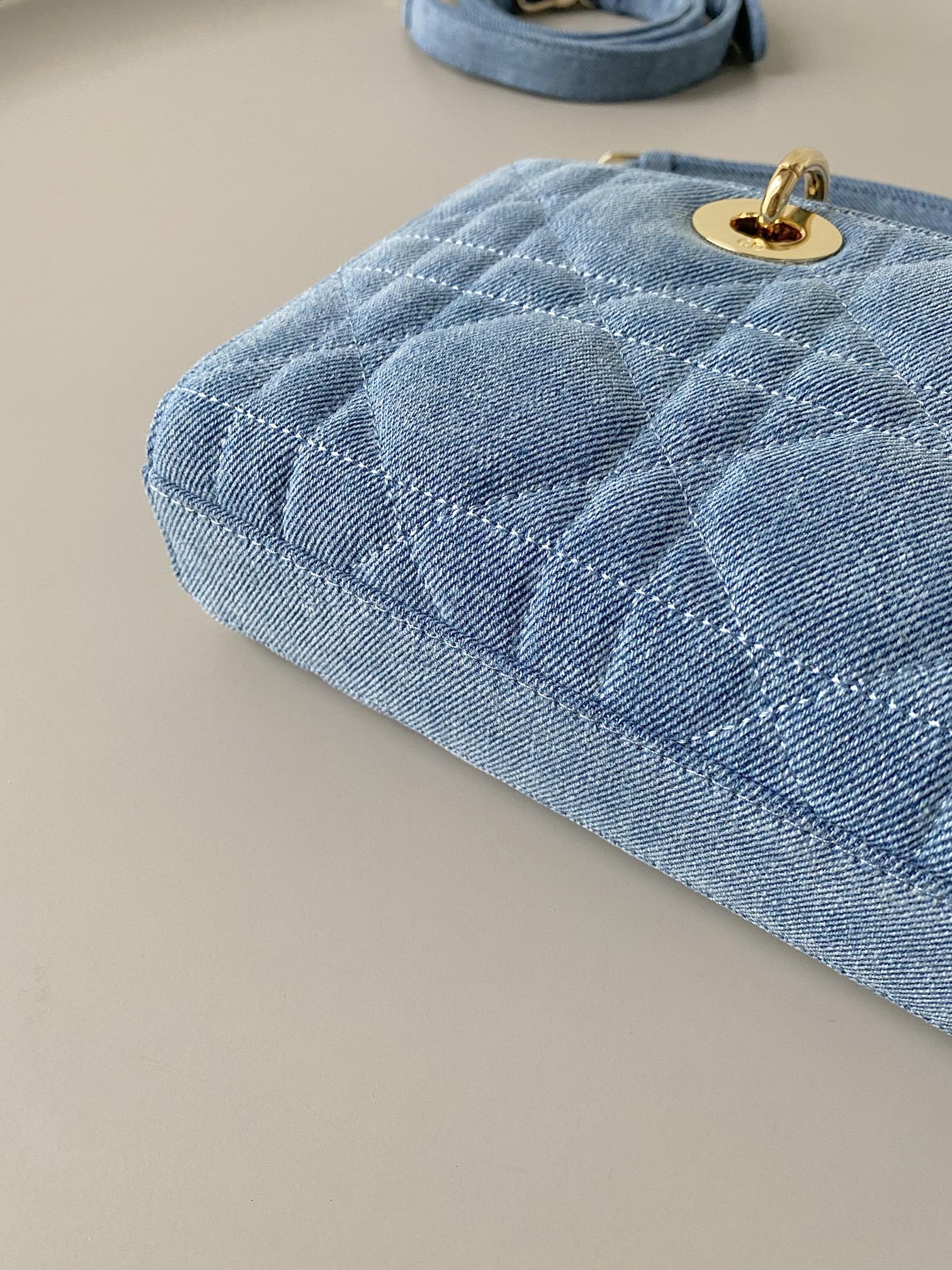 ミディアム D-JOY バッグ 26 ライトブルー マクロカナージュデニム